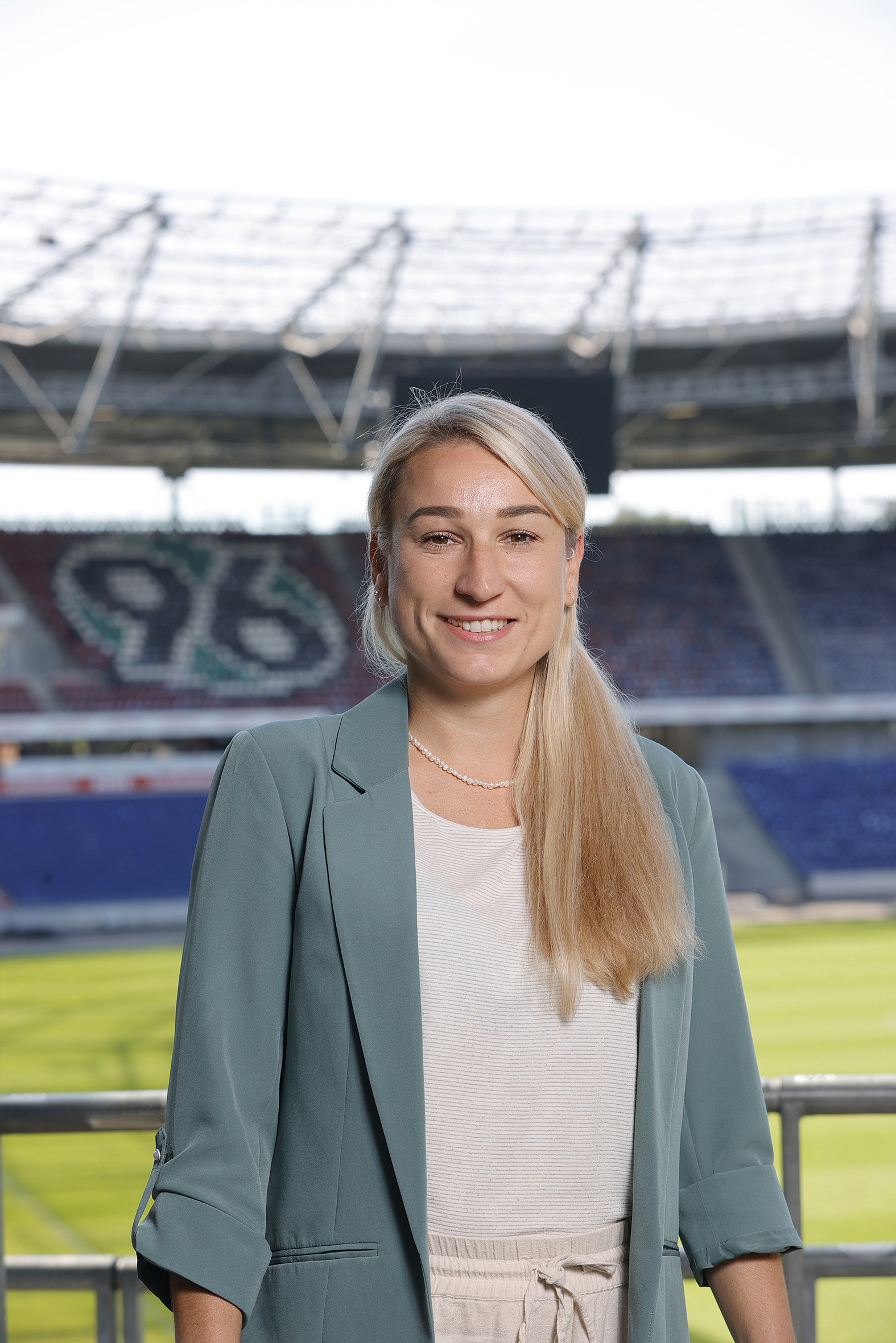 Ariane Schäffer in der Heinz von Heiden Arena.