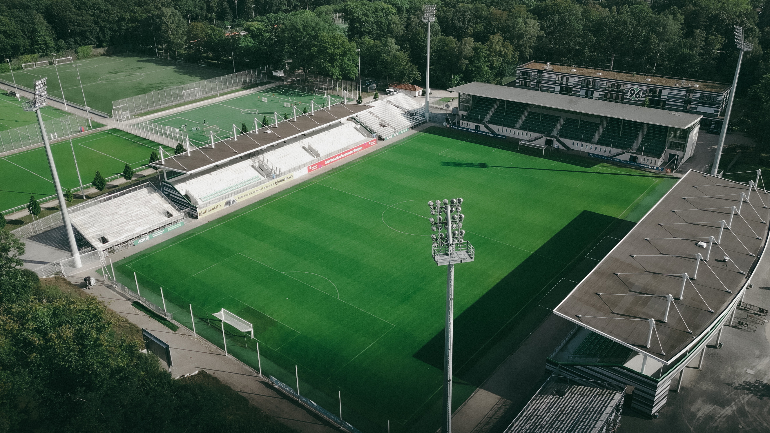 Das Eilenriedestadion in der 96-Akademie.