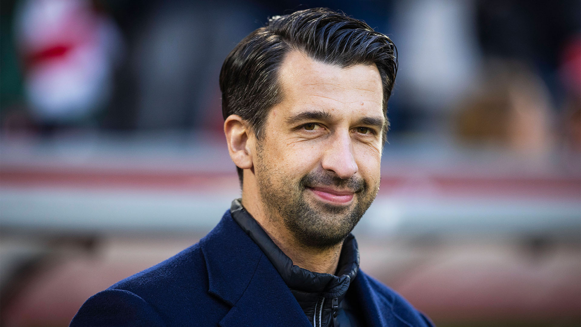 Jonas Boldt lächelt in die Kamera.