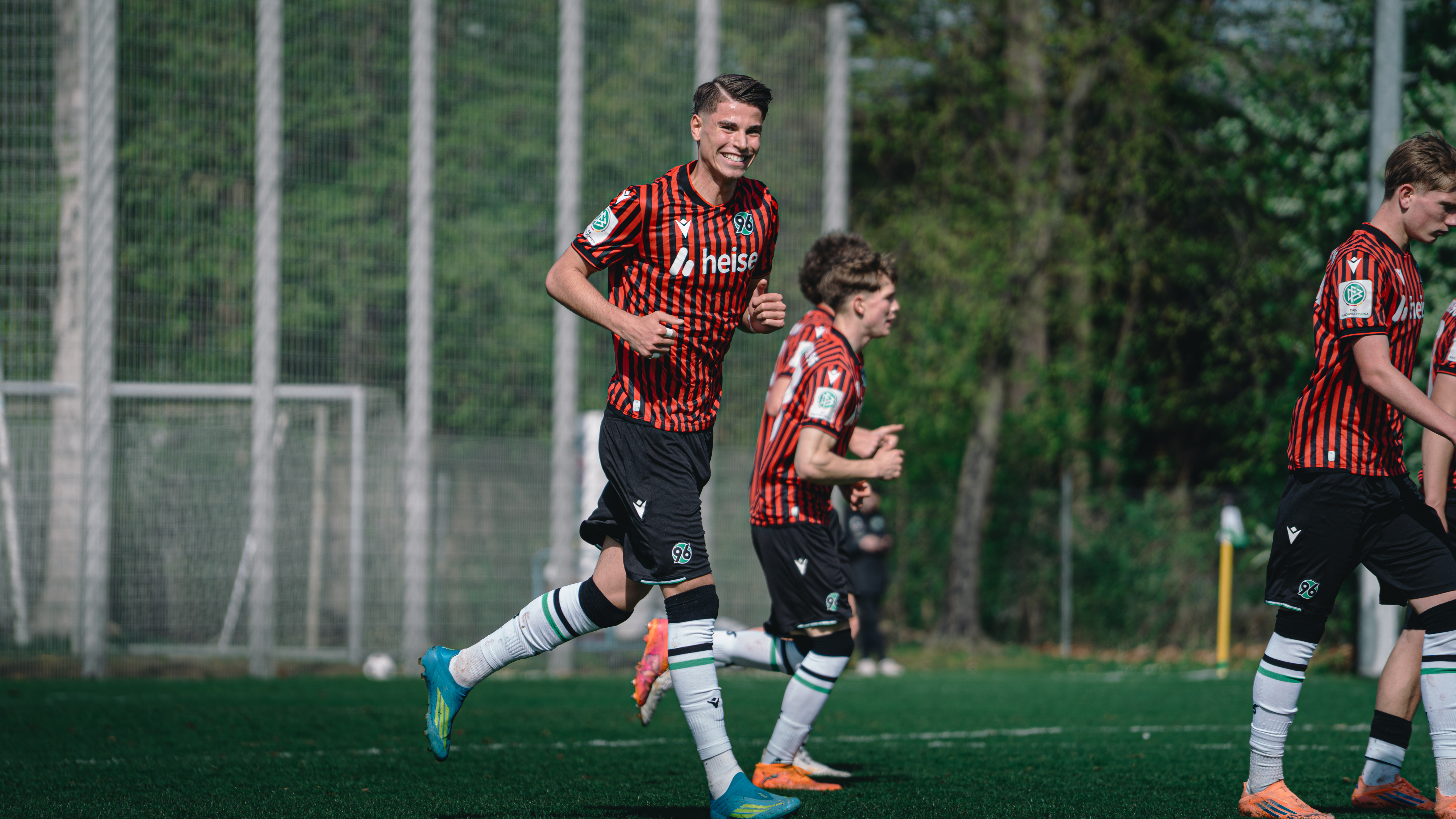 Taycan Kurt im Trikot der U19 von Hannover 96.
