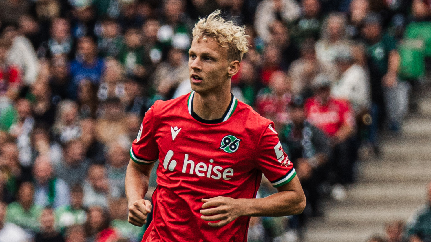 Jasper Reinhold im Trikot von Hannover 96.