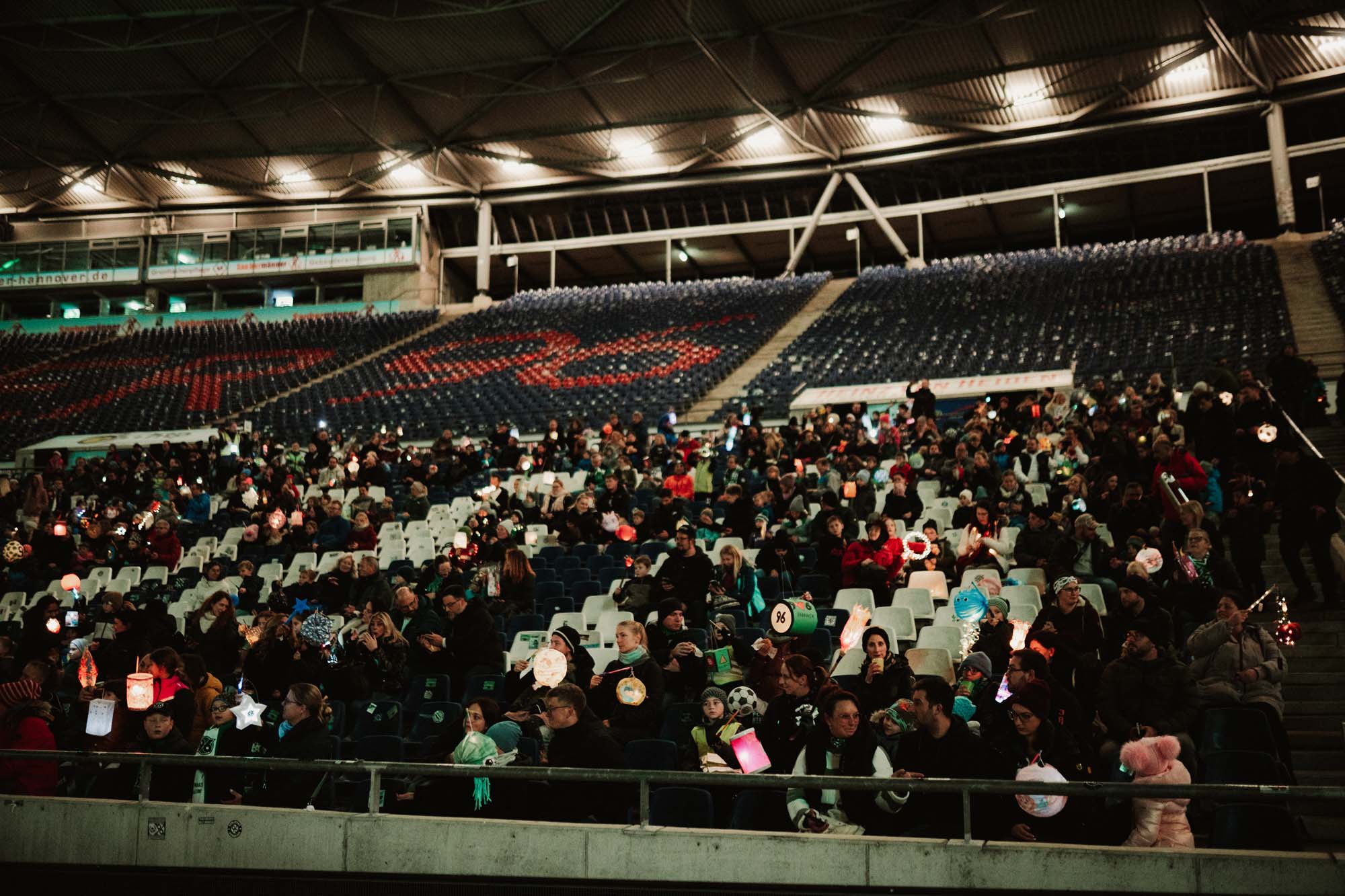 Blick auf den vollen Westunterrrang.