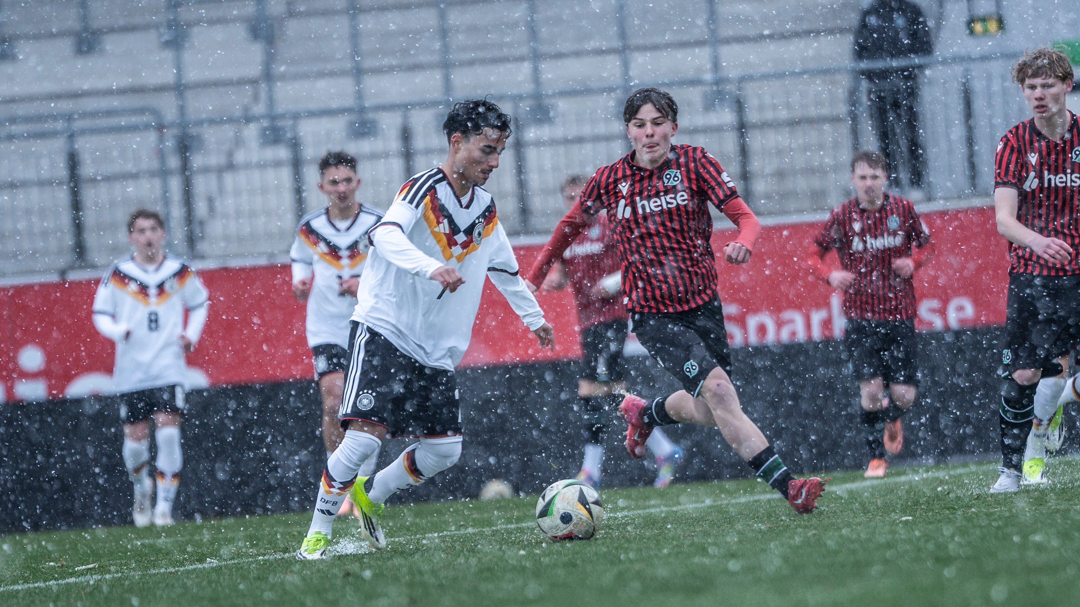 U16 von Hannover 96 gegen die DFB-U15.