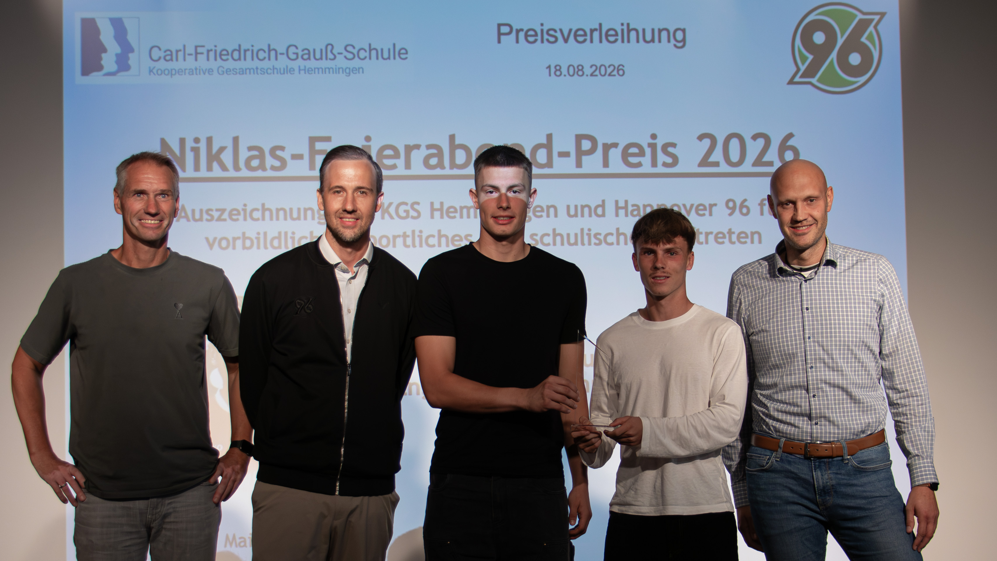 Sven Achilles, Julian Battmer, Jonas Schwanke, Tom Hobrecht und Stefan Ludes.