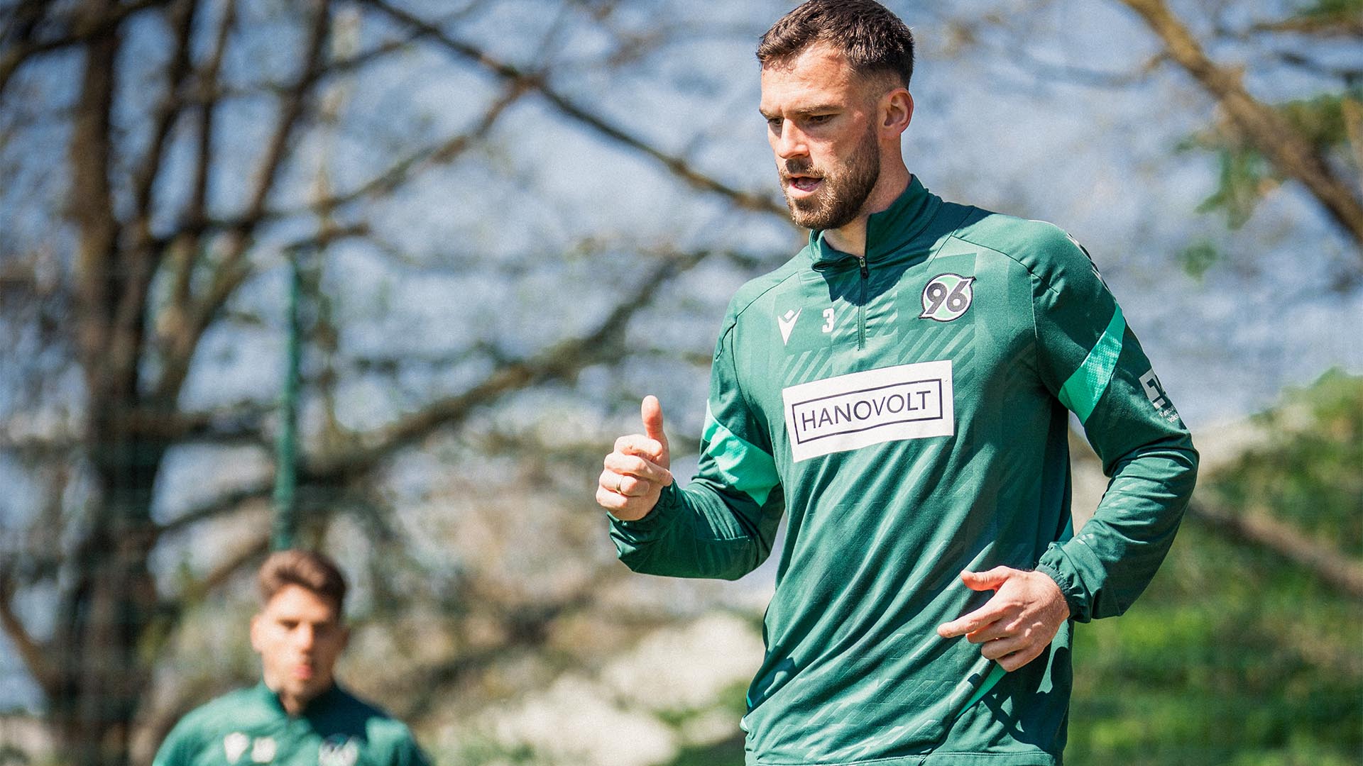 Boris Tomiak bei Sonne im Training.