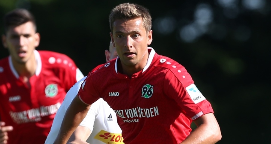 Artur Sobiech traf in sechs Bundesligaspielen gegen Mainz 05 drei Mal.