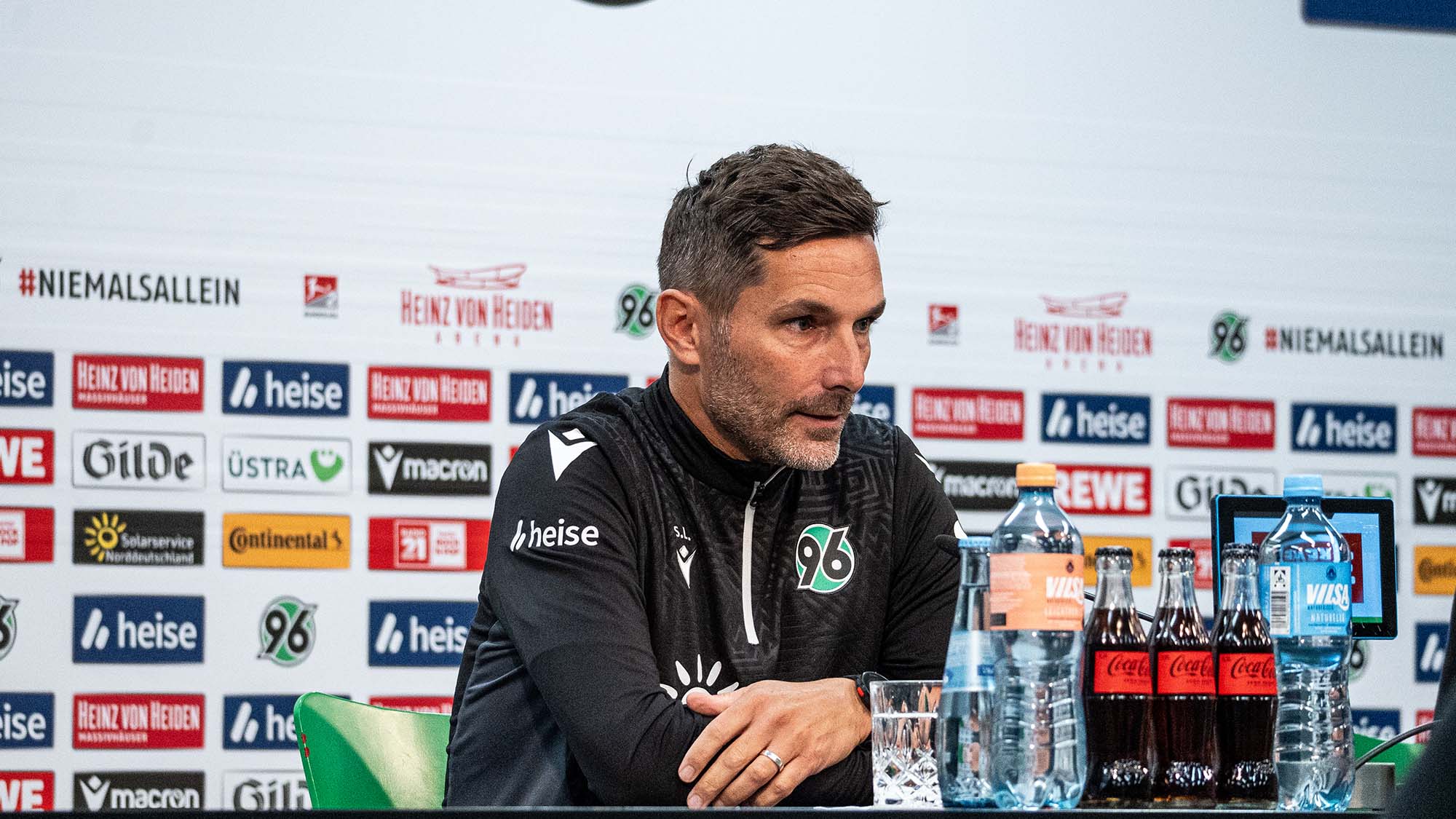 Best HD Pictures about  Spritpreise Paderborn Supernull  with No AI Images