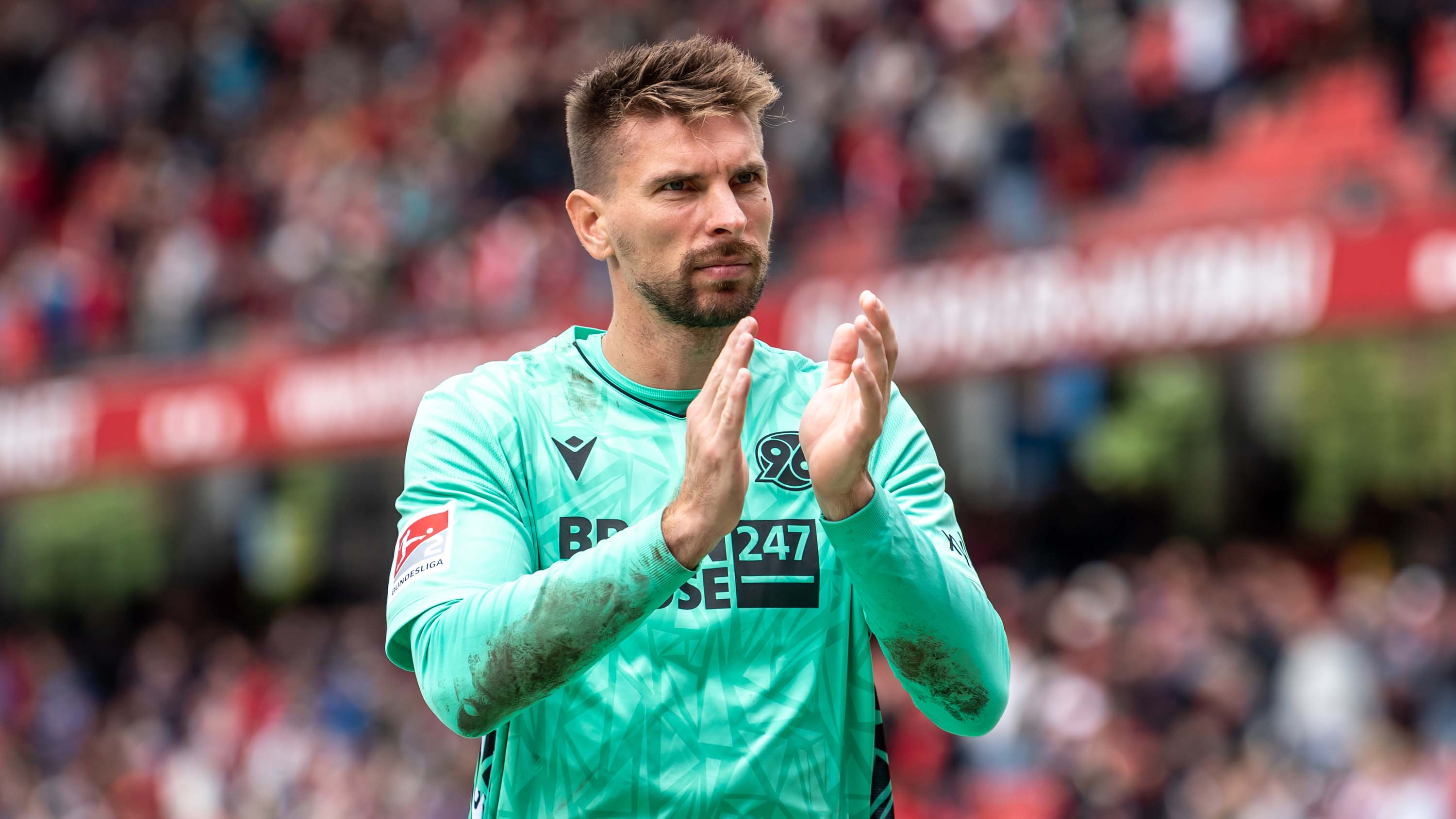 Hannover 96 RonRobert Zieler ist Euer "Spieler des Spiels"