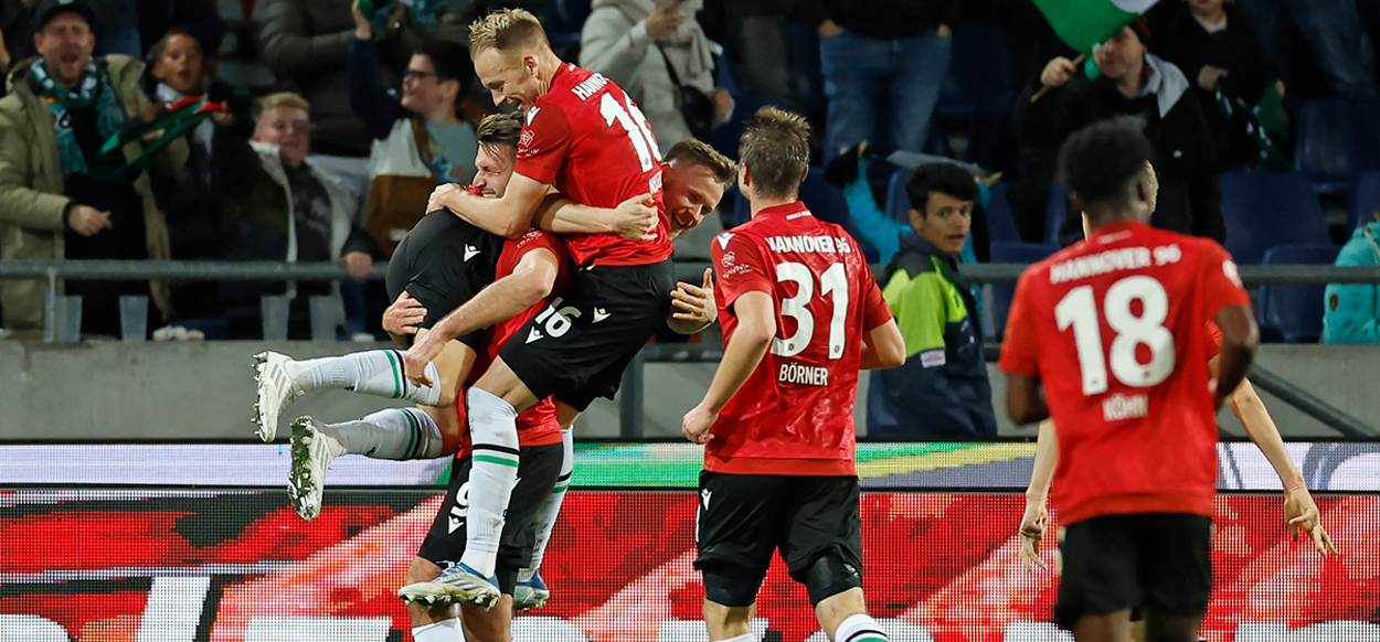 Unglaublich Hannover 96 Kämpft In Düsseldorf Kann Dieses Wunder Gelingen - 7zxlj0h