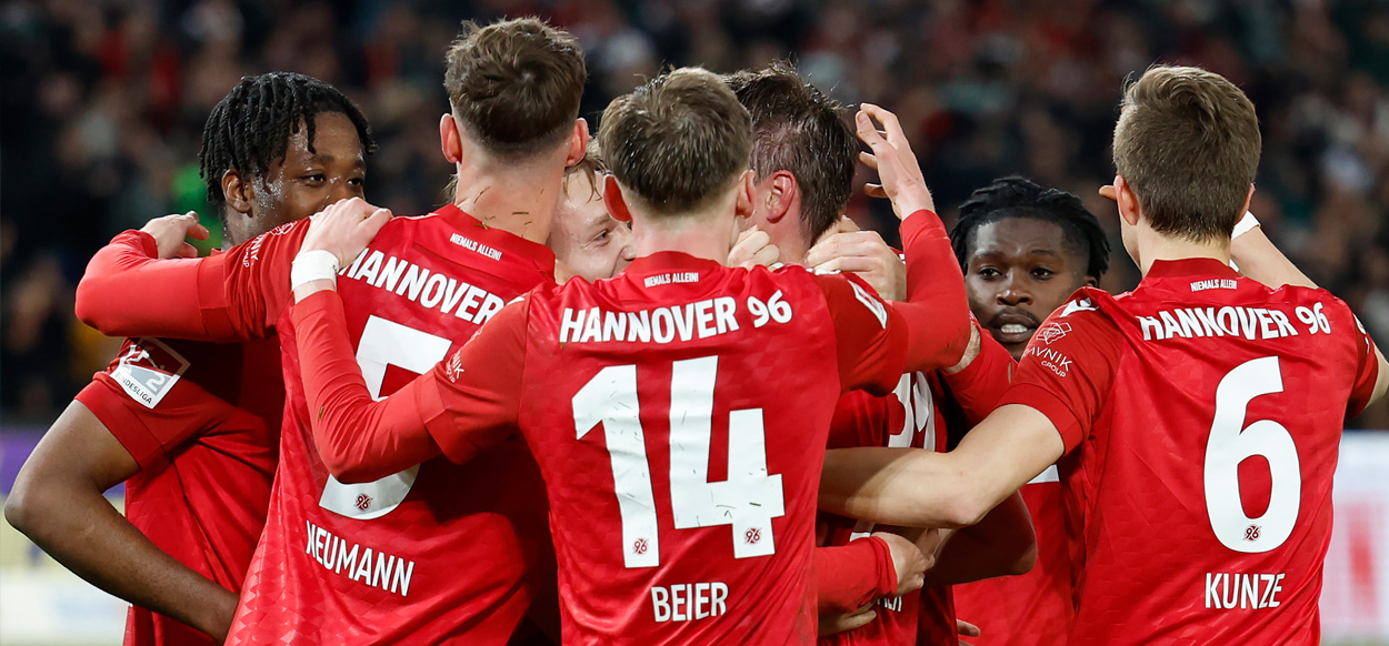 Faninfos Heimauftakt Gegen Hannover 96 So Wird Der Sieg Gefeiert - 3q0ktc9