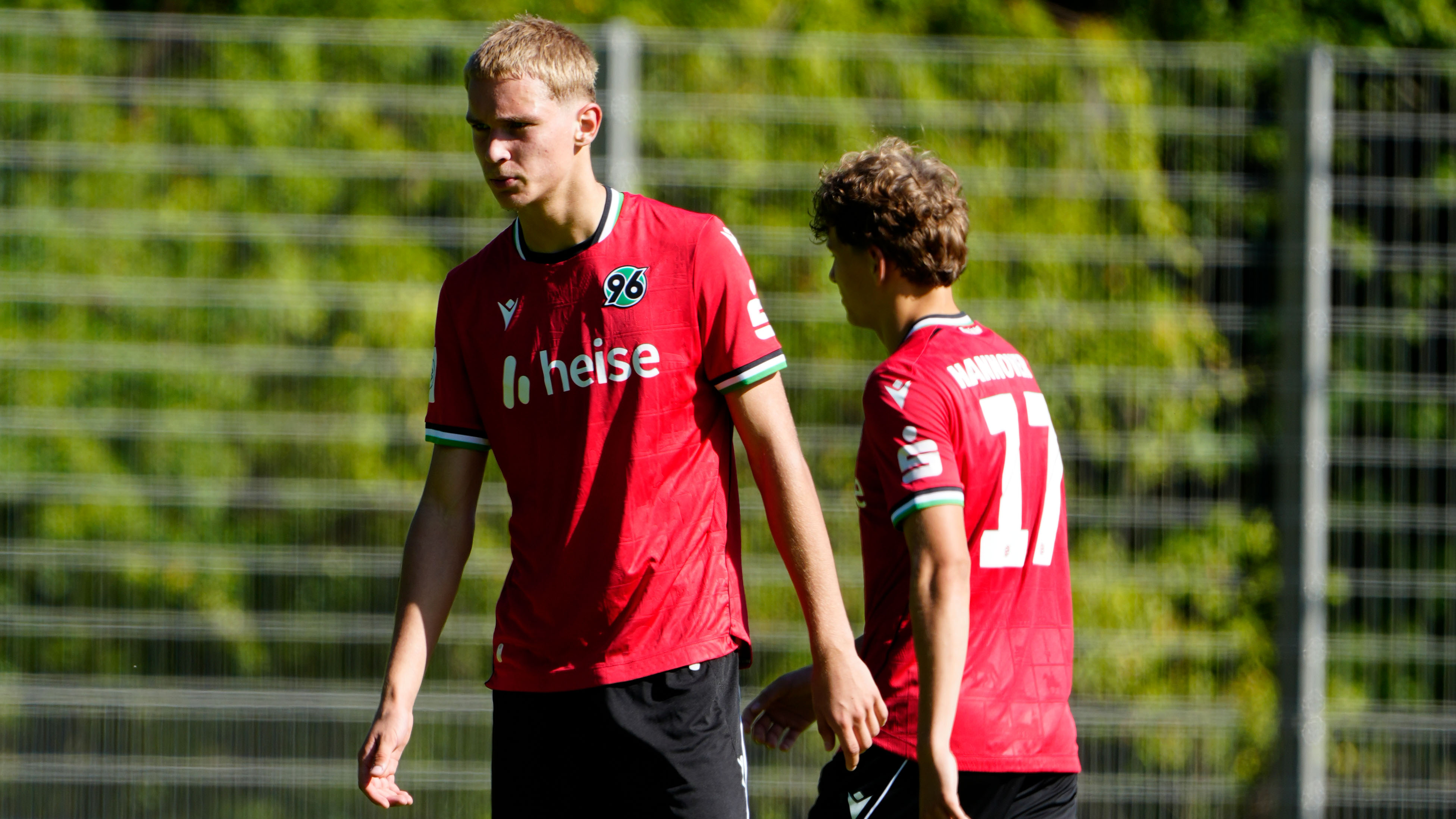 Milo Barde im Trikot der U17 von Hannover 96.