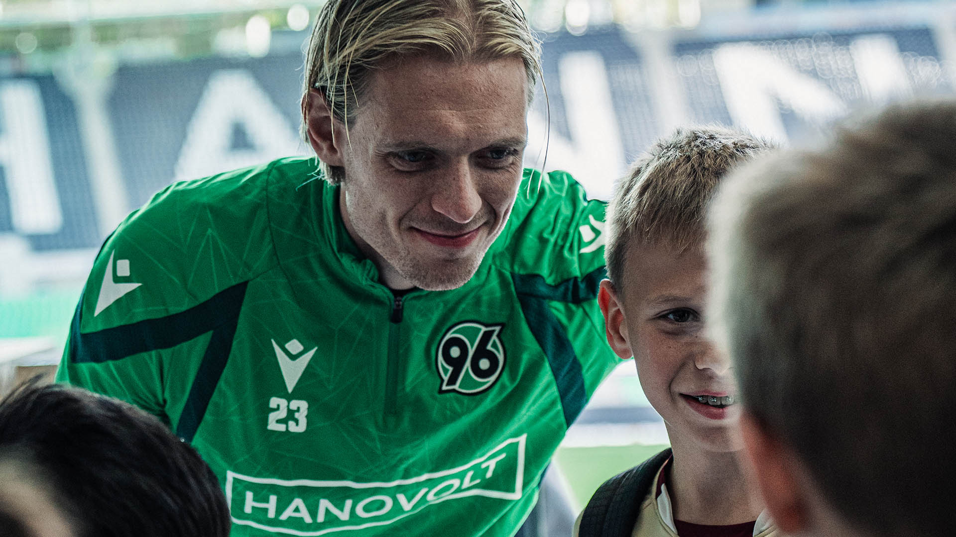 Stefan Thordarson mit Kind.