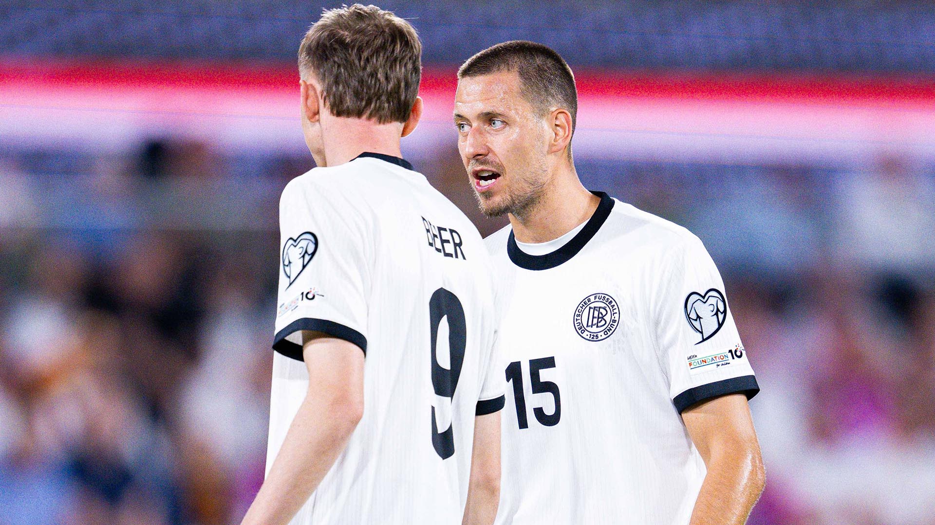 Maxi Beier (links) und Waldemar Anton im DFB-Trikot.