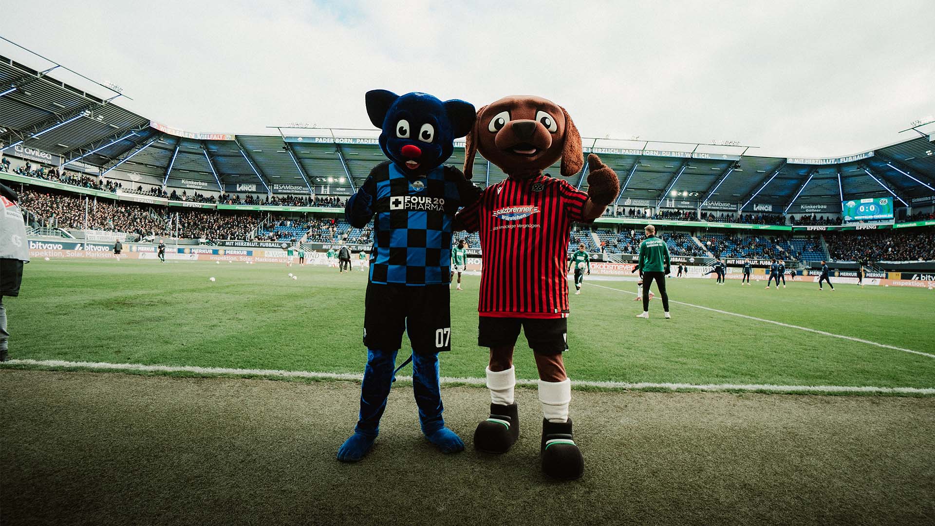 Paderborn und 96 Maskottchen.
