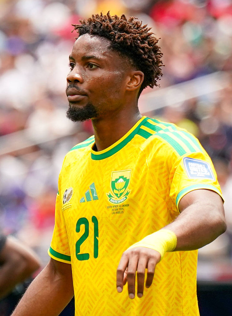 Ime Okon im Spiel im südafrikanischen Nationaltrikot.