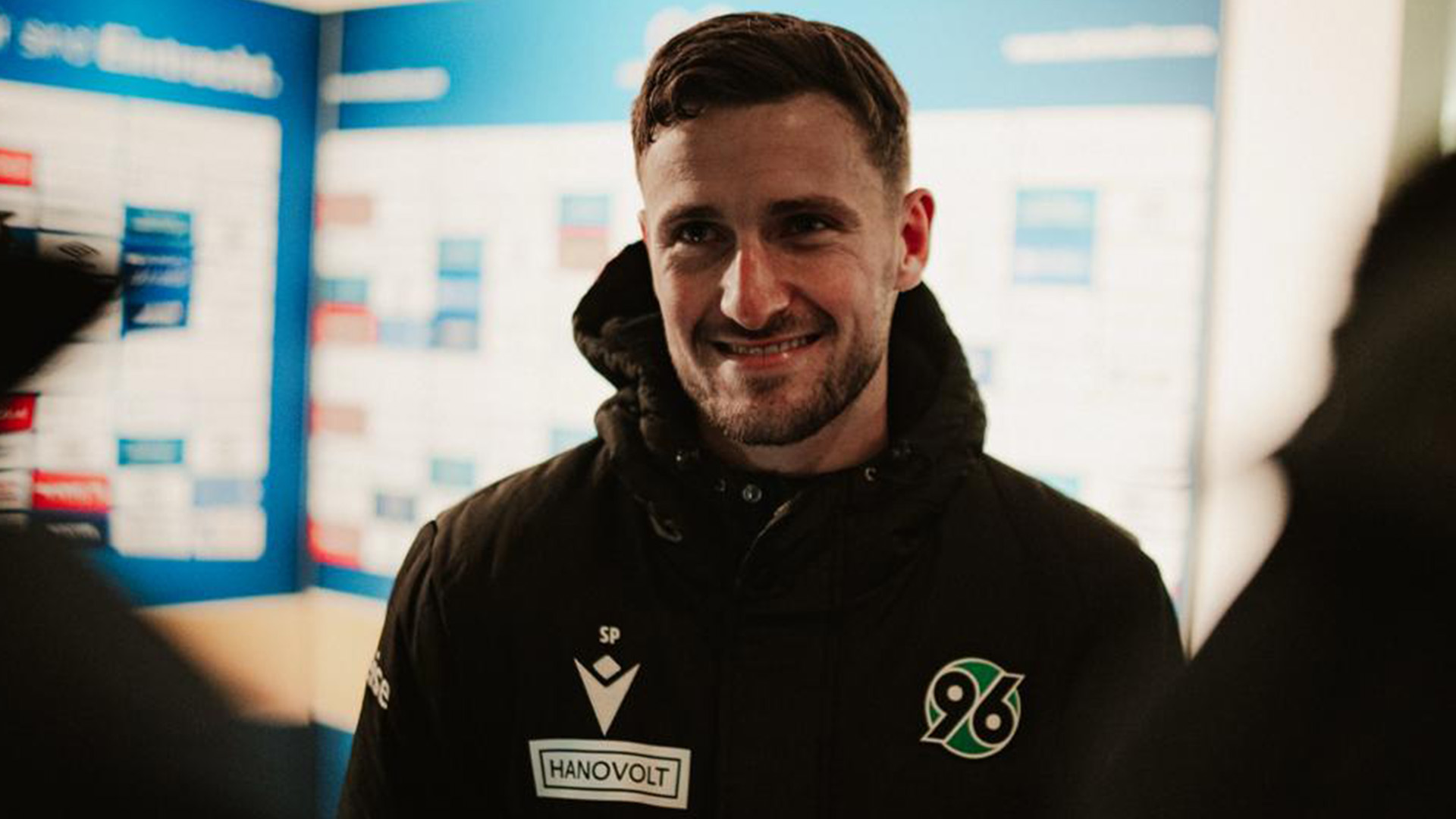 Enzo Leopold im Interview.