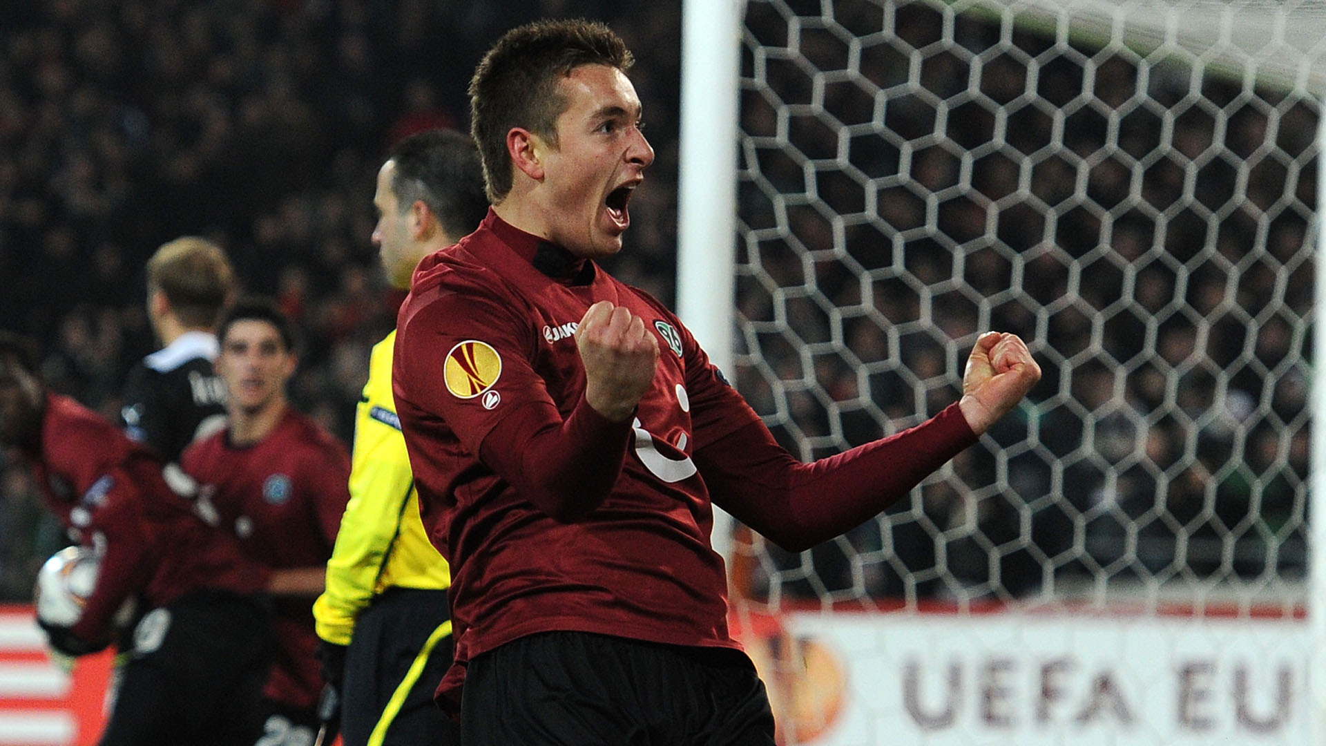 Artur Sobiech in Jubelpose.